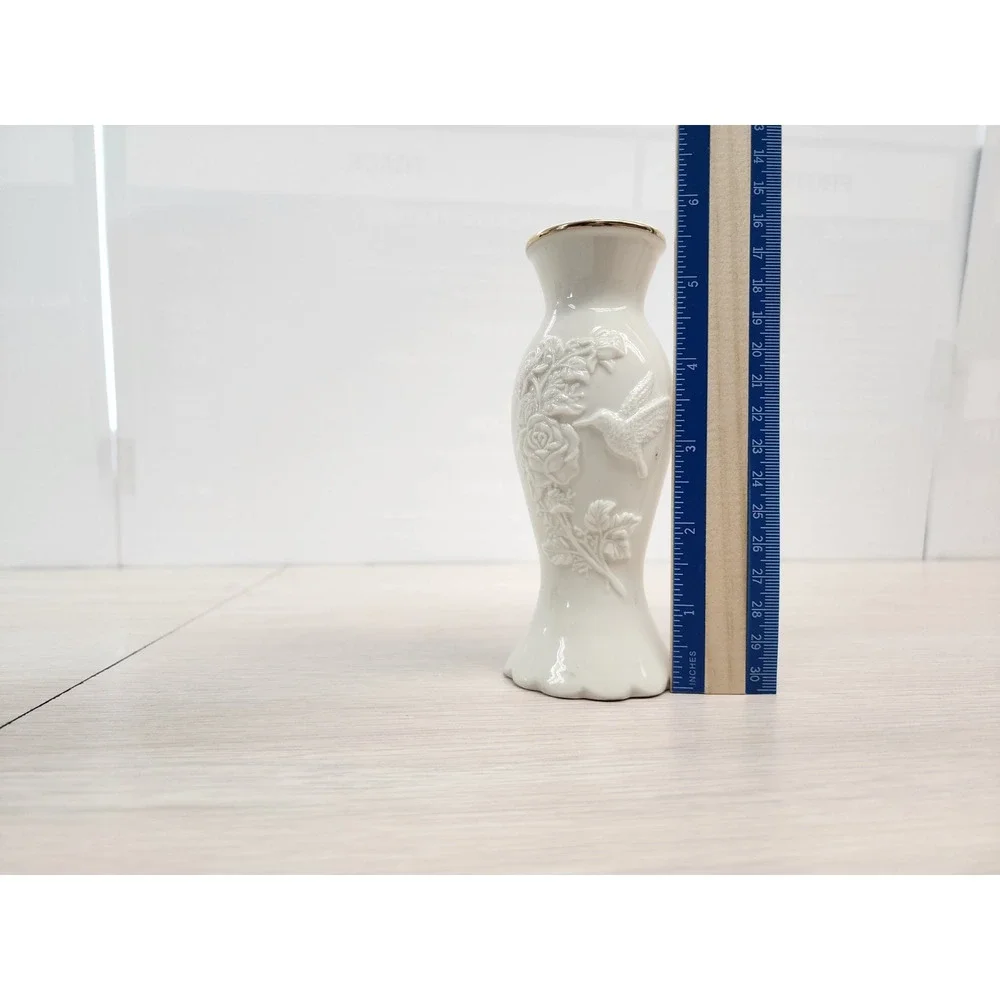 Lenox Bone‎ China Embossed Rose Bud Vase 5.5